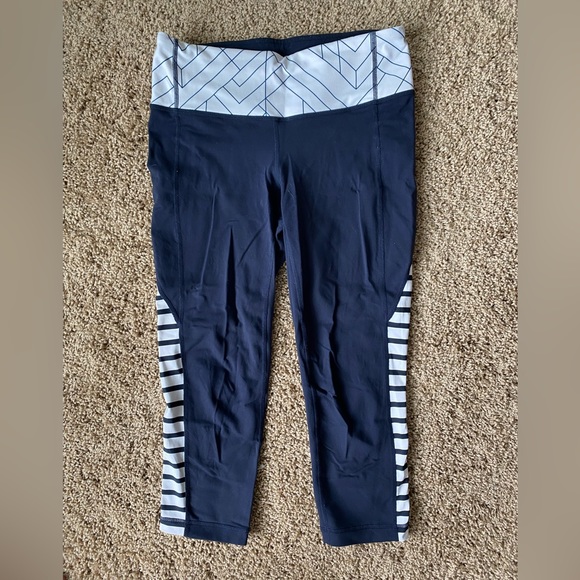 Athleta Cropped Leggings - Picture 1 of 3